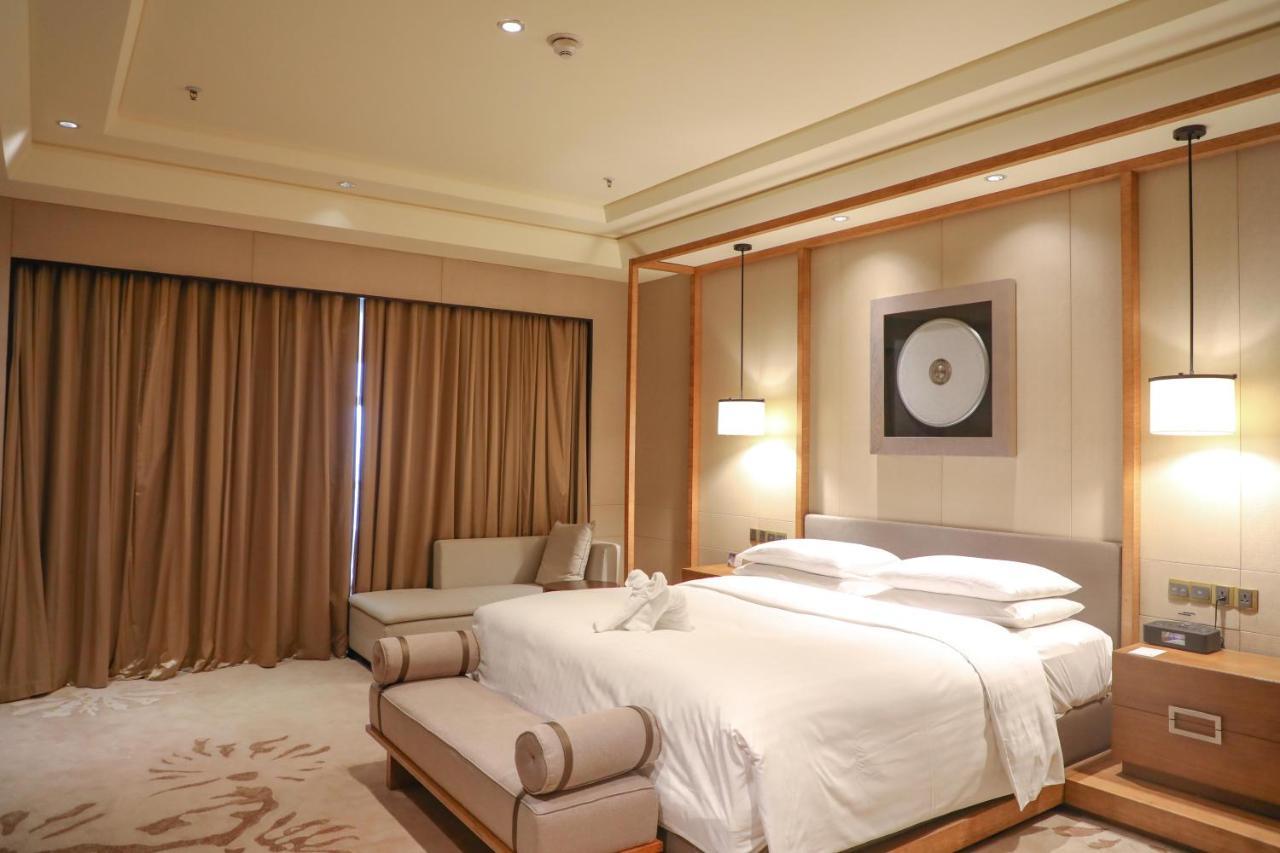 Haikou Marriott Hotel Bagian luar foto
